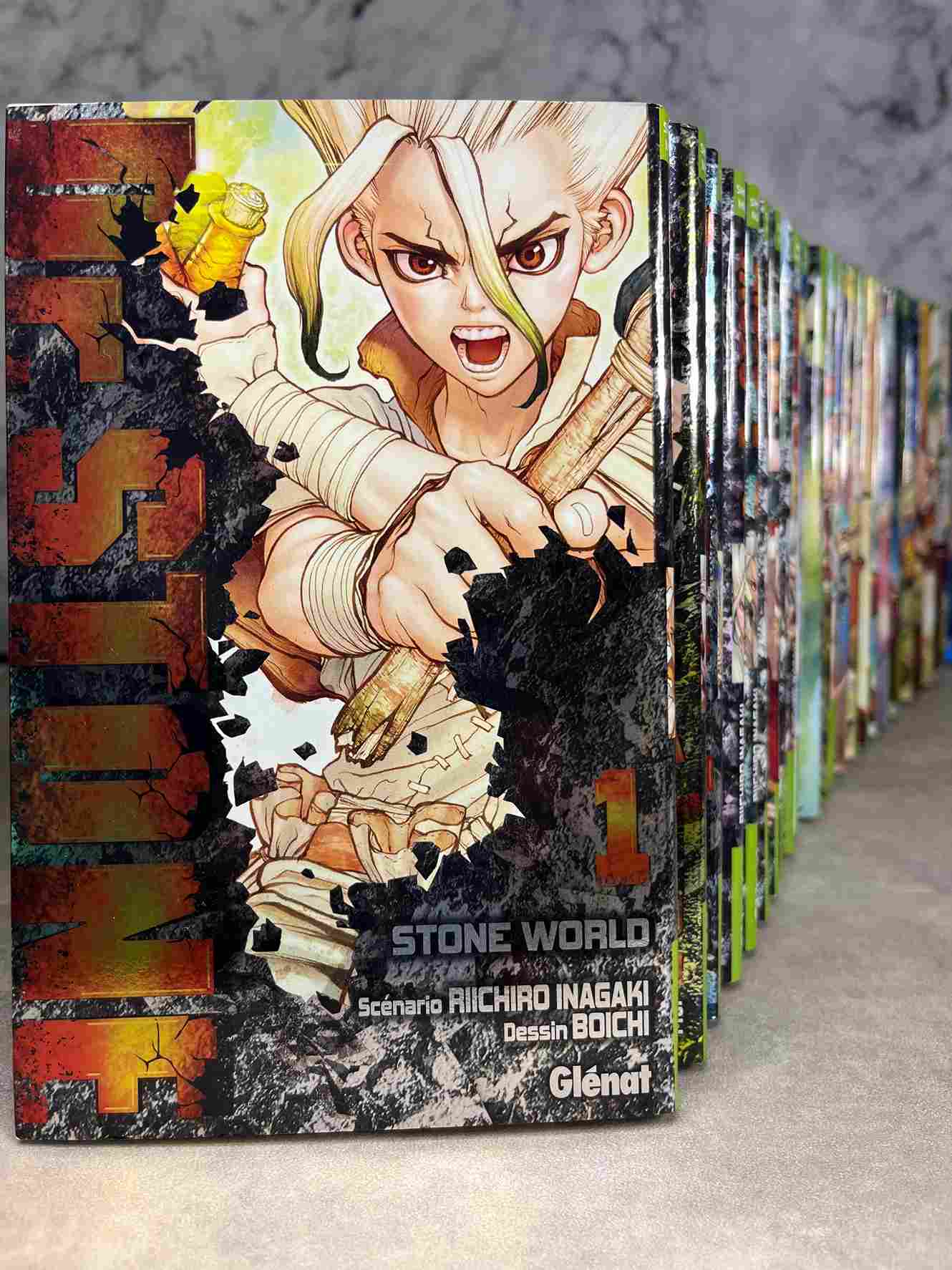 Dr Stone Collection Complète 26 Tomes ( 4 tomes brillant )
