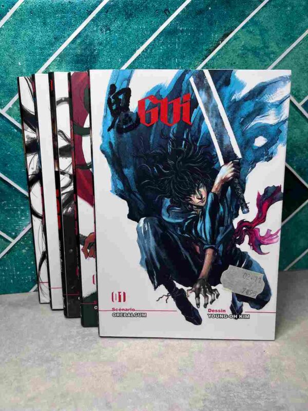 Constamment pourchassé par des assassins toujours plus cruels, un épéiste livre bataille. D'obscurs seigneurs le recherchent pour leurs plans de conquêtes