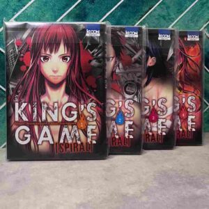 Alors que Nobuaki Kanazawa et Natsuko Honda se débattent pour échapper à la malédiction du jeu du Roi, loin de là, deux collégiennes en mal de sensations