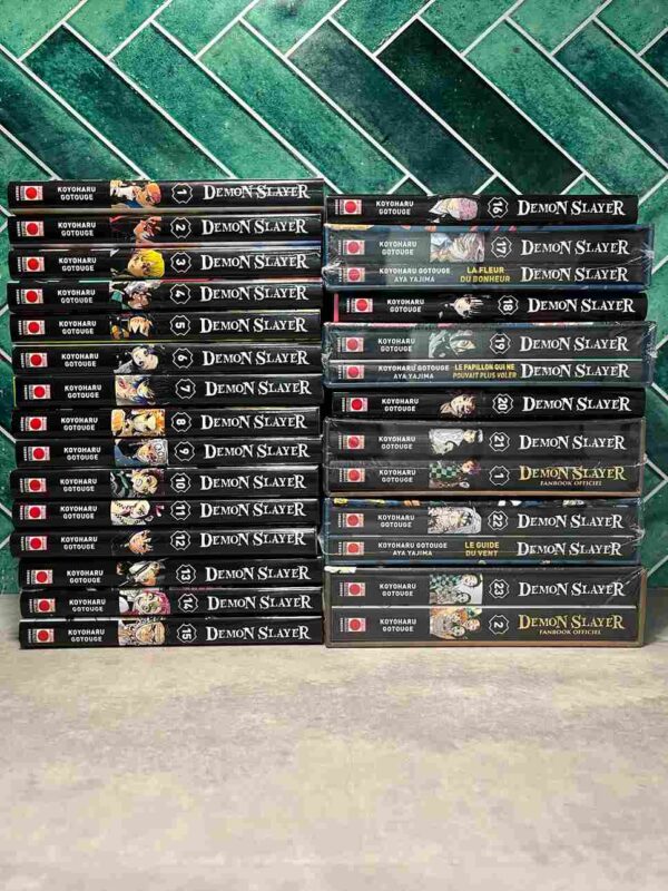 Demon Slayer  : Collection Complète - 23 Tomes ( 5 coffrets collectors neuf  )