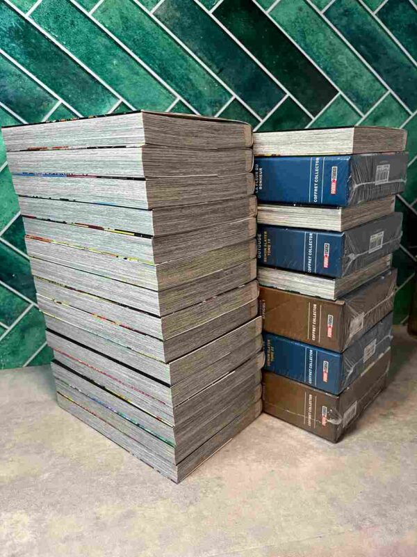 Demon Slayer  : Collection Complète - 23 Tomes ( 5 coffrets collectors neuf  )