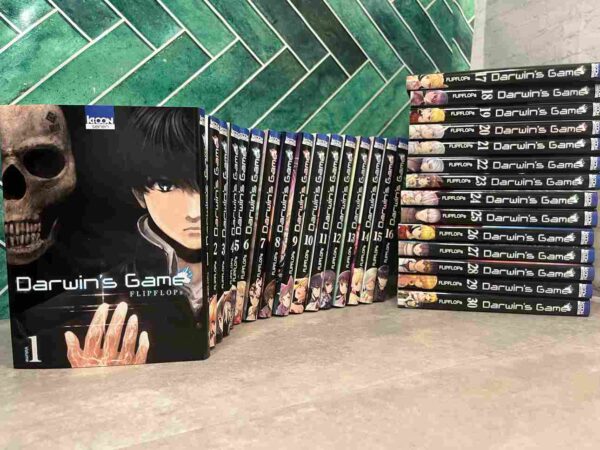 La vie de Kaname Sudo bascule le jour où ces quelques mots a priori inoffensifs s'affichent sur son portable. Il a le malheur d'accepter l'invitation.