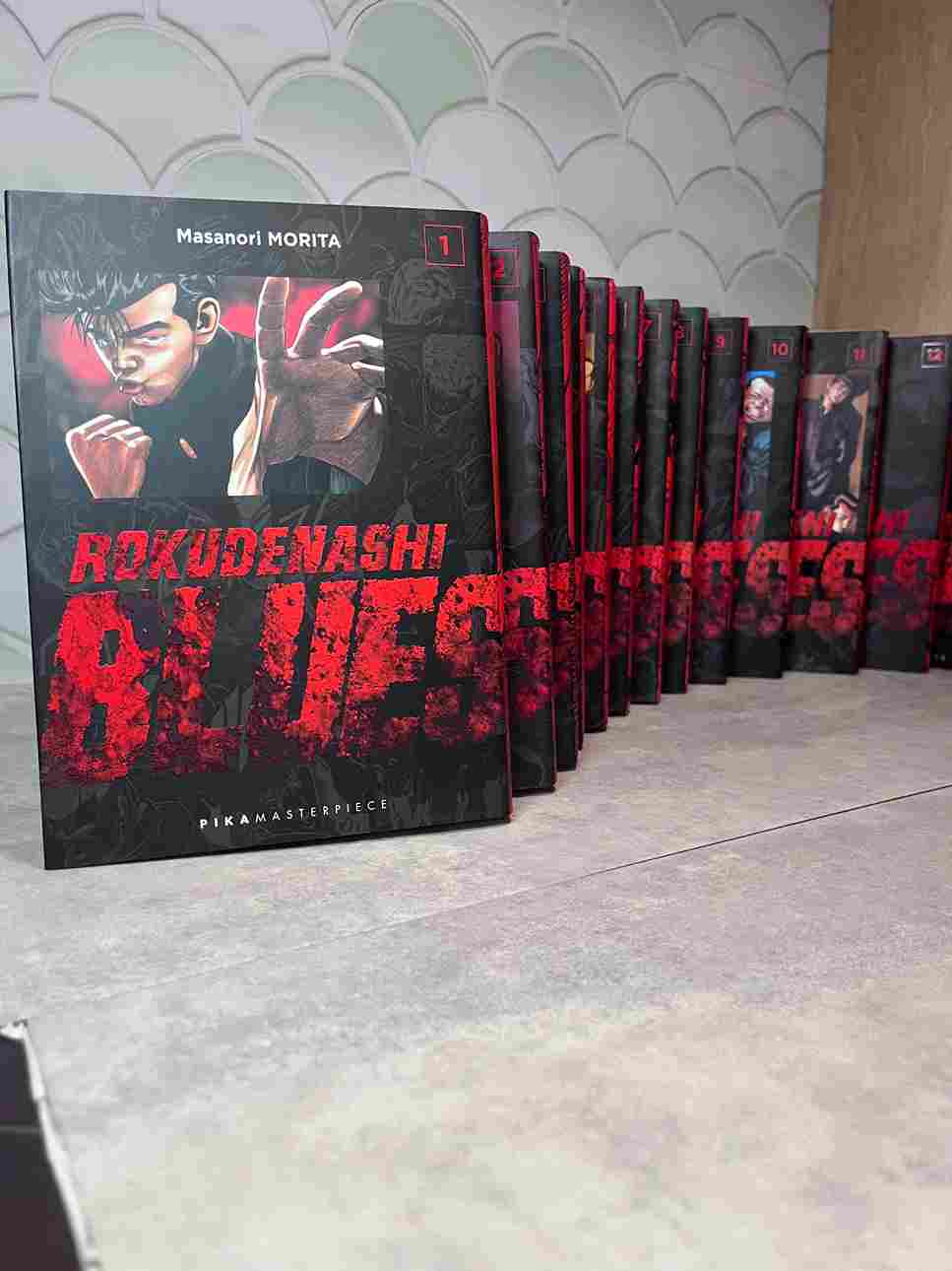 Taison Maeda se réjouit de débarquer au lycée Teiken ! Mais la joie du garçon est de courte durée : dès la rentrée, il frappe un professeur "par mégarde" et