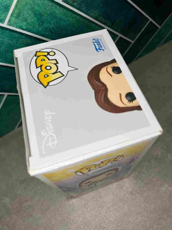 Funko Pop :  1132  Disney - Beauty and the Beast  /  Belle