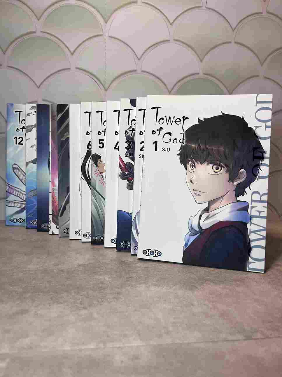 Bam, un jeune homme ayant perdu la mémoire vit seul, abandonné dans un monde désolé. Il fait la connaissance de la jeune Rachel qui lui rend souvent