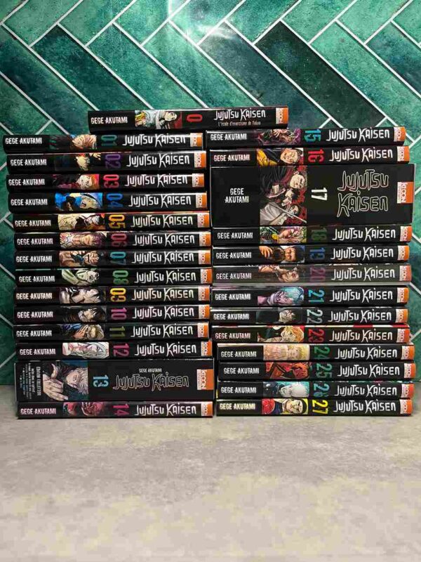 Jujutsu Kaisen  : Collection Complète - 28 Tomes + Coffret 13 et 17 collector