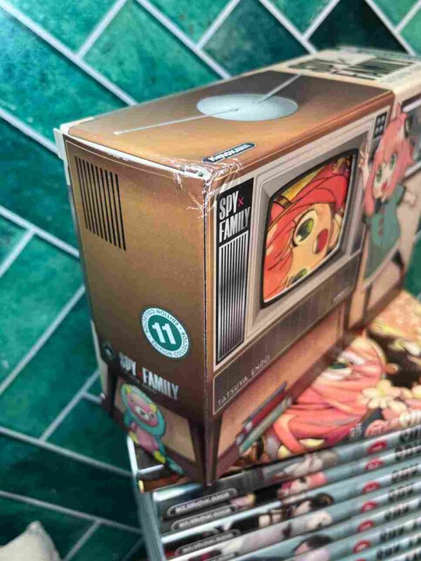 Spy X Family : Collection Complète - 15 Tomes ( Coffret 11 et 15 collector + 13 collector )
