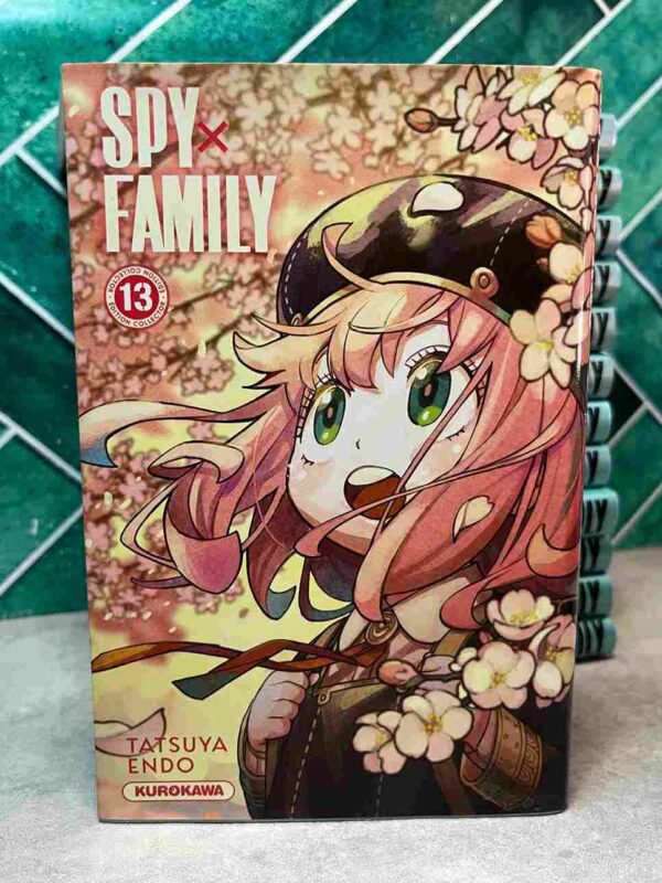 Spy X Family : Collection Complète - 15 Tomes ( Coffret 11 et 15 collector + 13 collector )