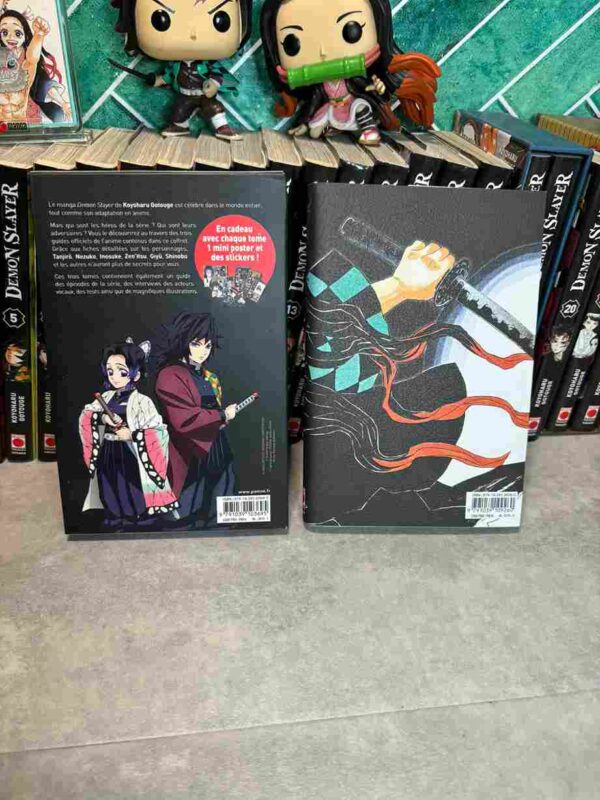 Demon Slayer  : Collection Complète - 25 Tomes ( 4 coffrets collectors+ goodies )