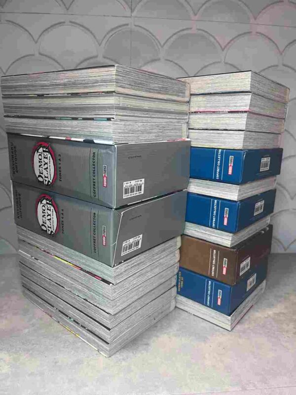 Demon Slayer  : Collection Complète - 25 Tomes ( 4 coffrets collectors + illustration - etc )
