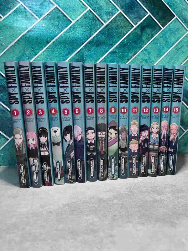 Spy X Family  : Collection Complète - 15 tomes ( Neuf )