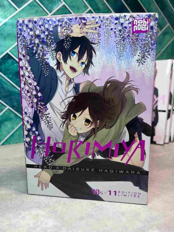 Horimiya : Collection Complète - 17 Tomes ( 9 +11 et 16 Coffret Collector )