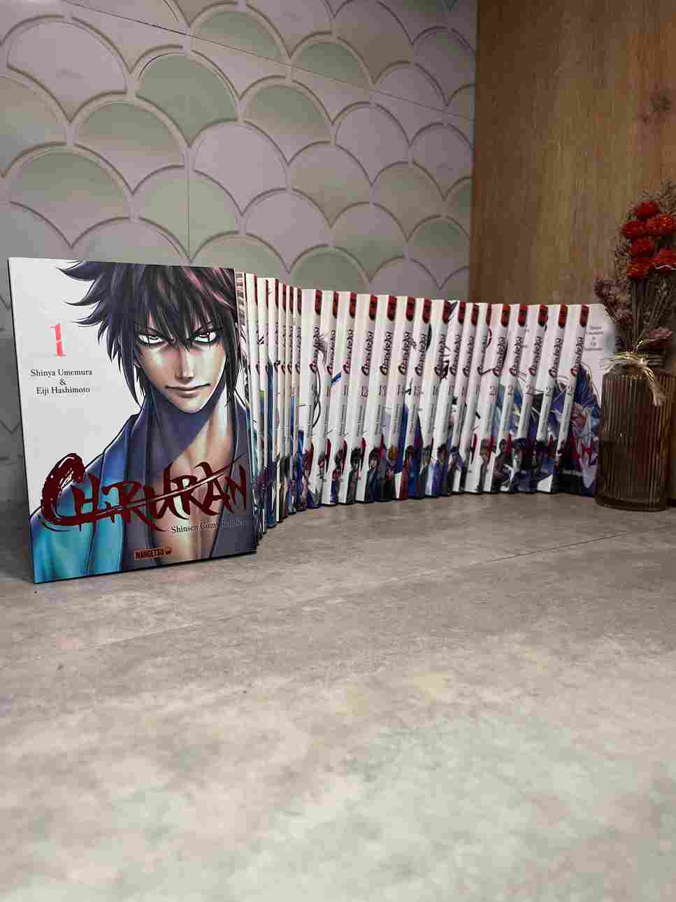 Edo, 1859. Le shogunat Tokugawa vit ses derniers instants.Toshizô Hijikata, 24 ans, s'entête à défier tous les samouraïs qui croisent sa route