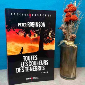 Un cadavre est découvert pendu dans un bois près d'Eastvale. l'Homme, rapidement identifié comme Mark Hardcastle, était le plus populaire et flamboyant